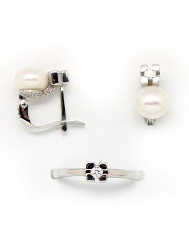 Conjunto de pendientes y anillo para niña de comunión en forma de " tu y yo ", de perla y circonita.