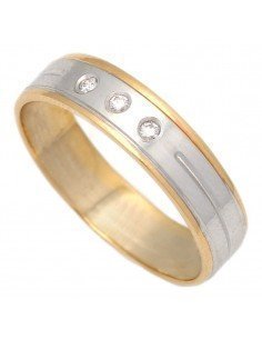 Alianza combinada en oro amarillo y oro blanco con tres diamantes.