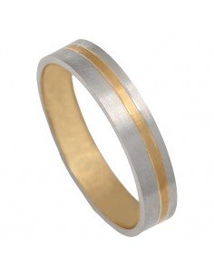 Alianza de oro blanco de 18 Kts con una fina linea de oro amarillo.