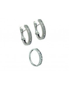 Conjunto de pendientes y sortija en oro blanco de 18Kts