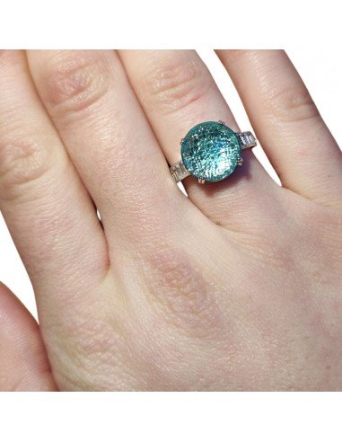 Anillo de plata con piedra azul
