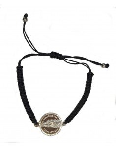 Pulsera de macramé con la...